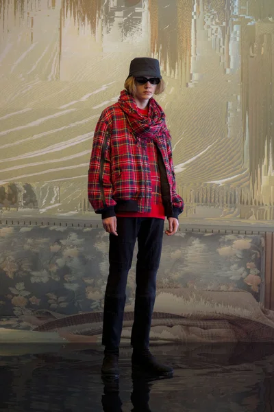 Look 12